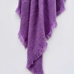 Purple cashmere shawl with fringes