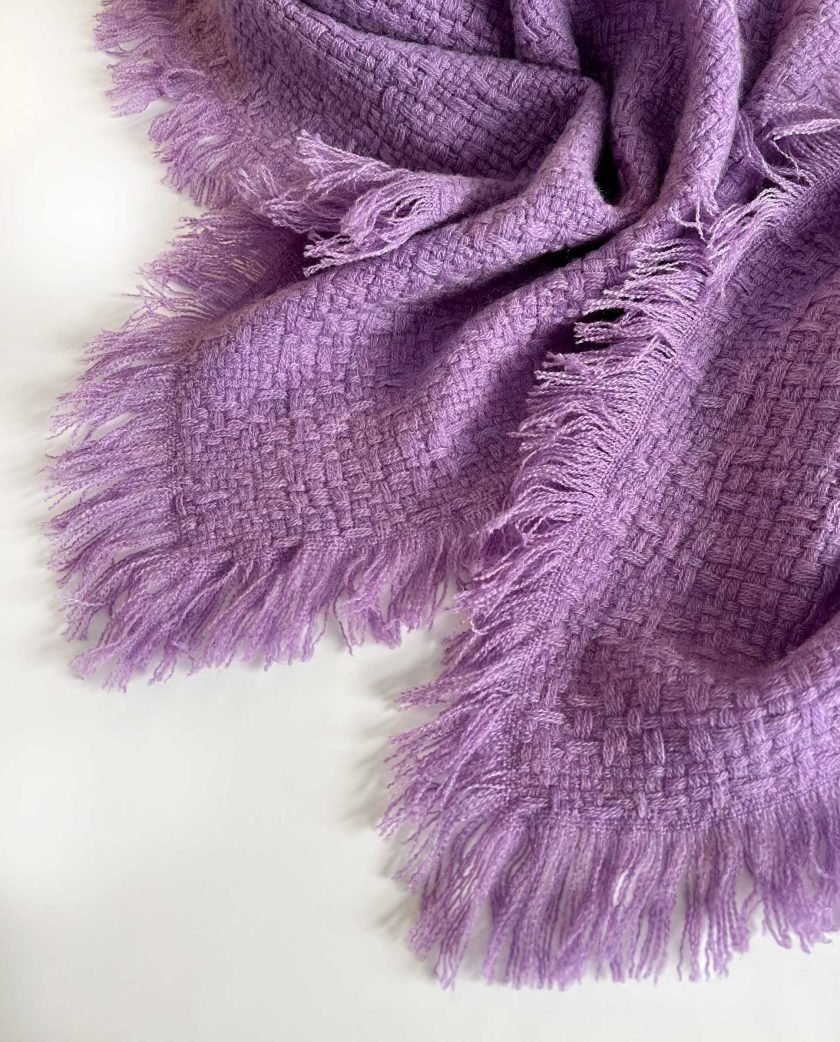 Purple cashmere shawl with fringes