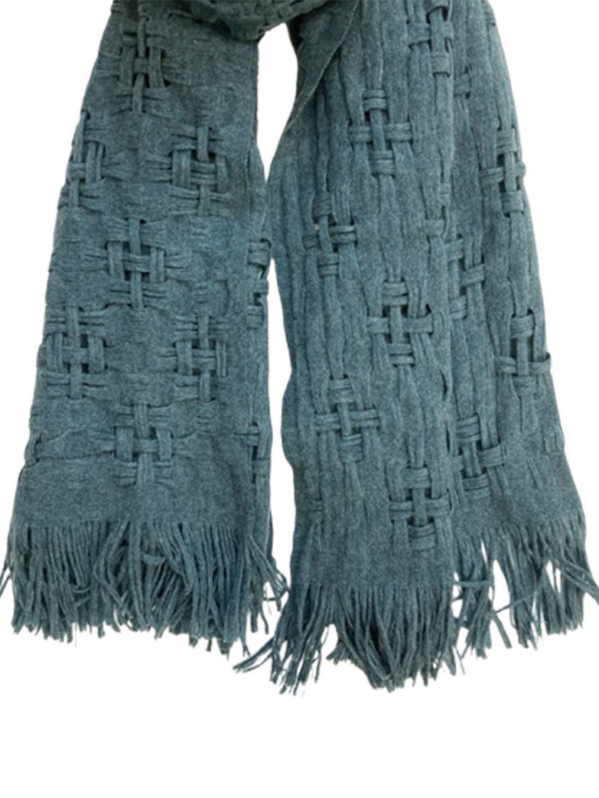 Fir wool scarf
