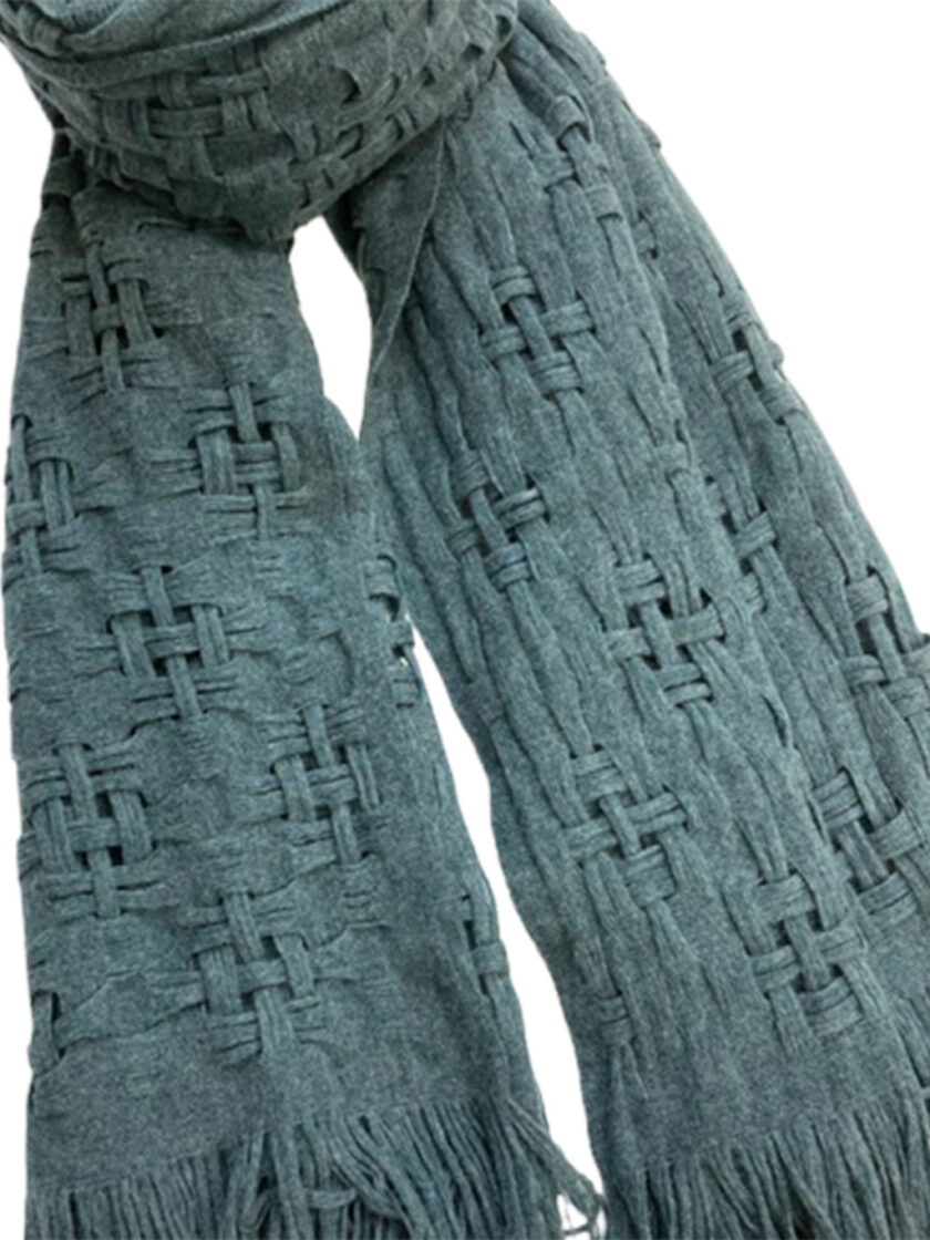 Fir wool scarf