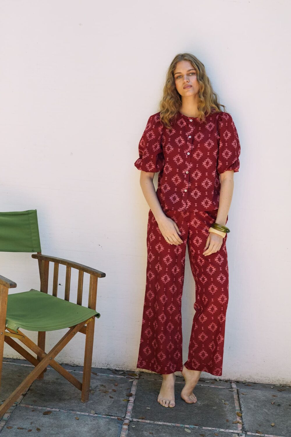 total-look-burgundy-estampado