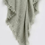 Chal cashmere con flecos gris
