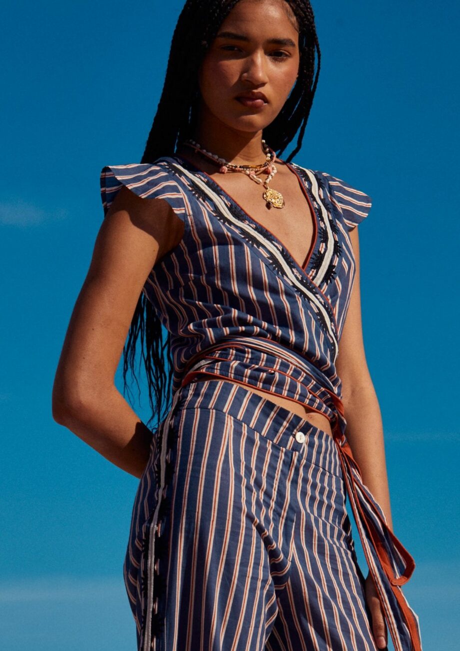 Top Stripes Azul Bordado